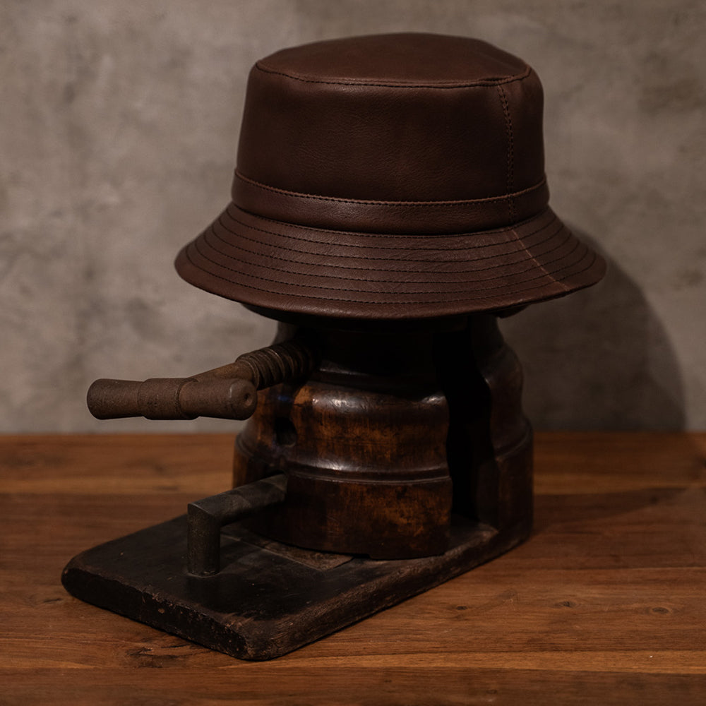 BUCKET HAT / BROWN COW